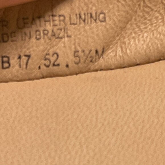 Tory Burch Navy Blue Leather Caroline Flats Gold Hardware Ballet Size: 5.5M - Picture 10 of 13